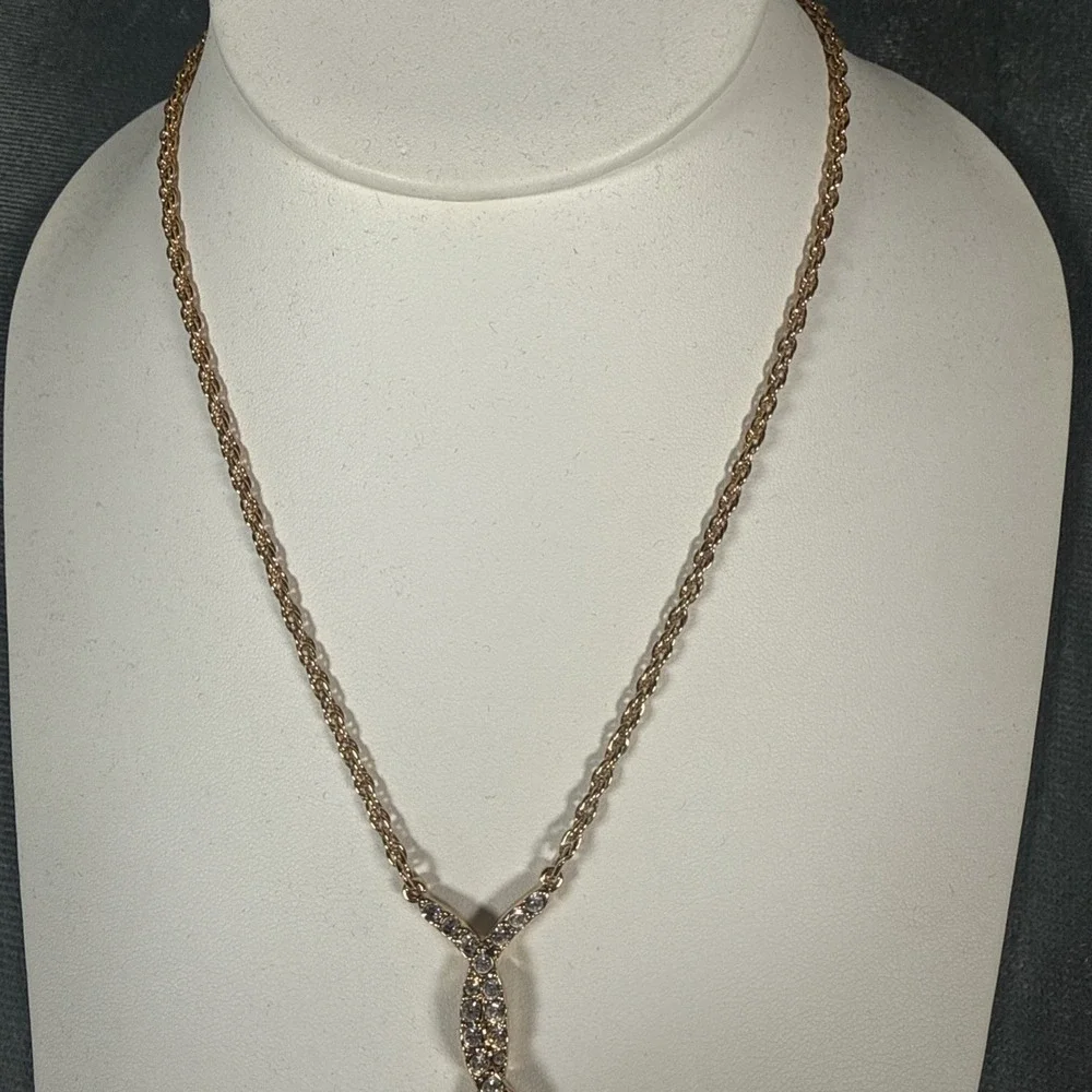 Swarovski Signed Swan Logo Pave Crystal Puffed Heart Leaf Necklace & Earring Set